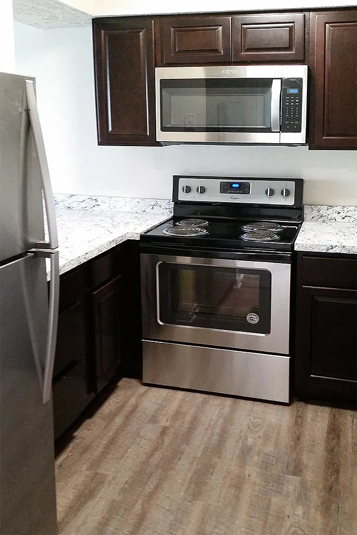 Laurelwood – photo 1