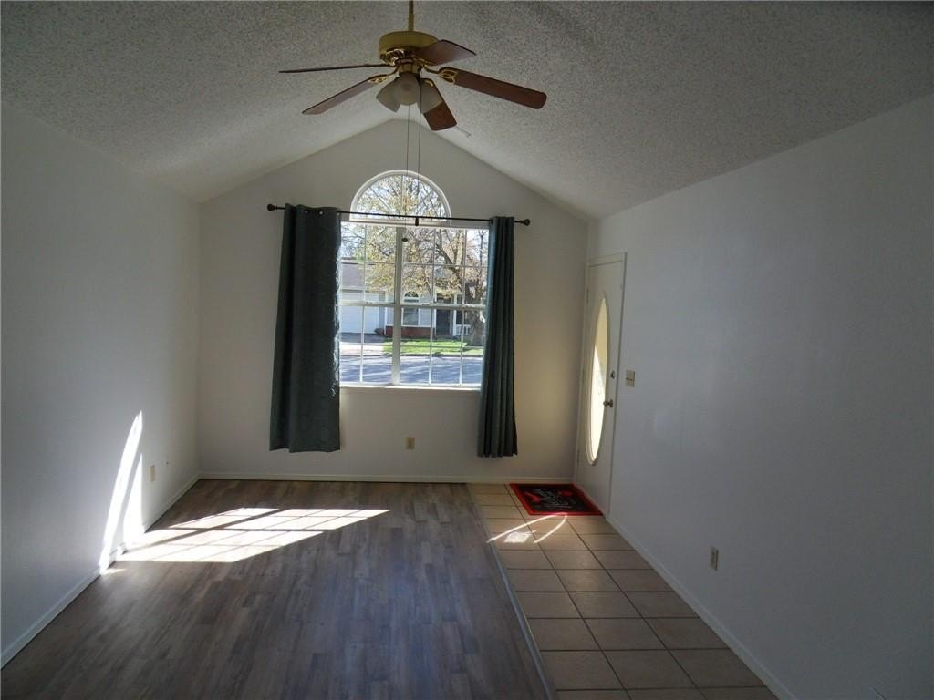2937 N Fiesta Dr – photo 4