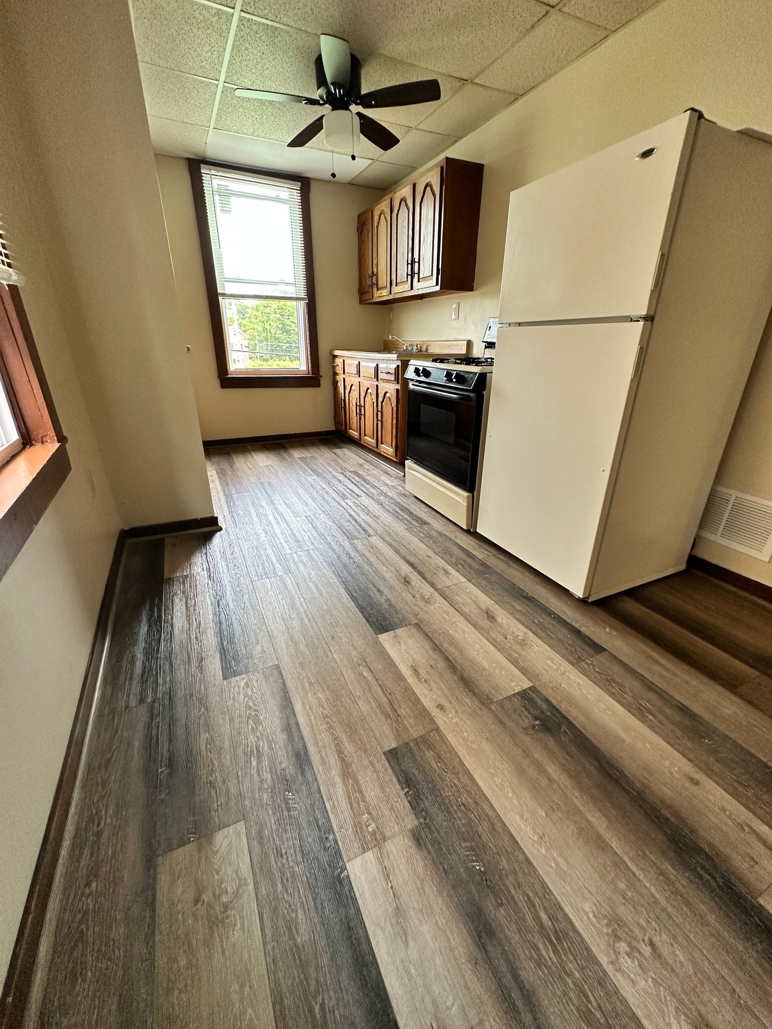 525 Larimer Ave unit 18 – photo 4