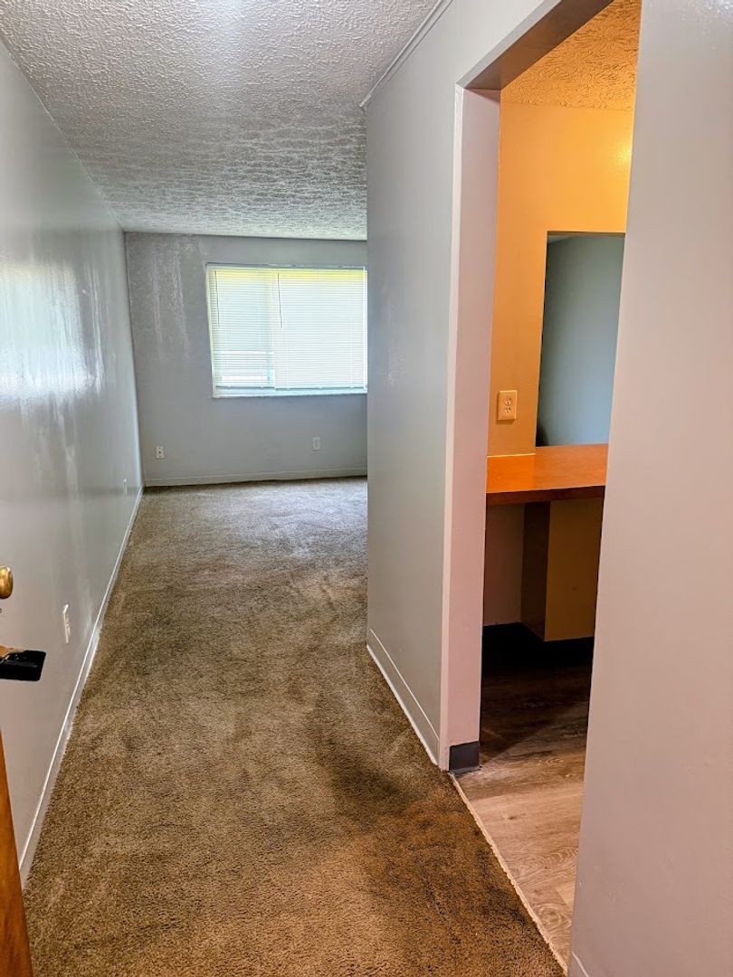 2016 Woodlawn Ave NW unit Unit 6 – photo 2