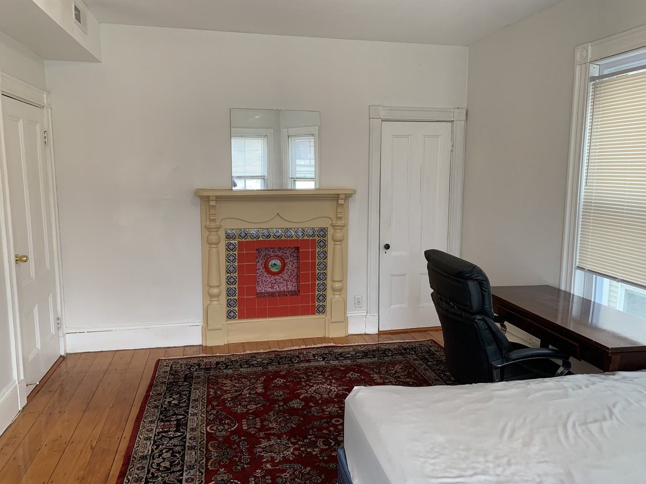 120 Minden St unit 2 – photo 1