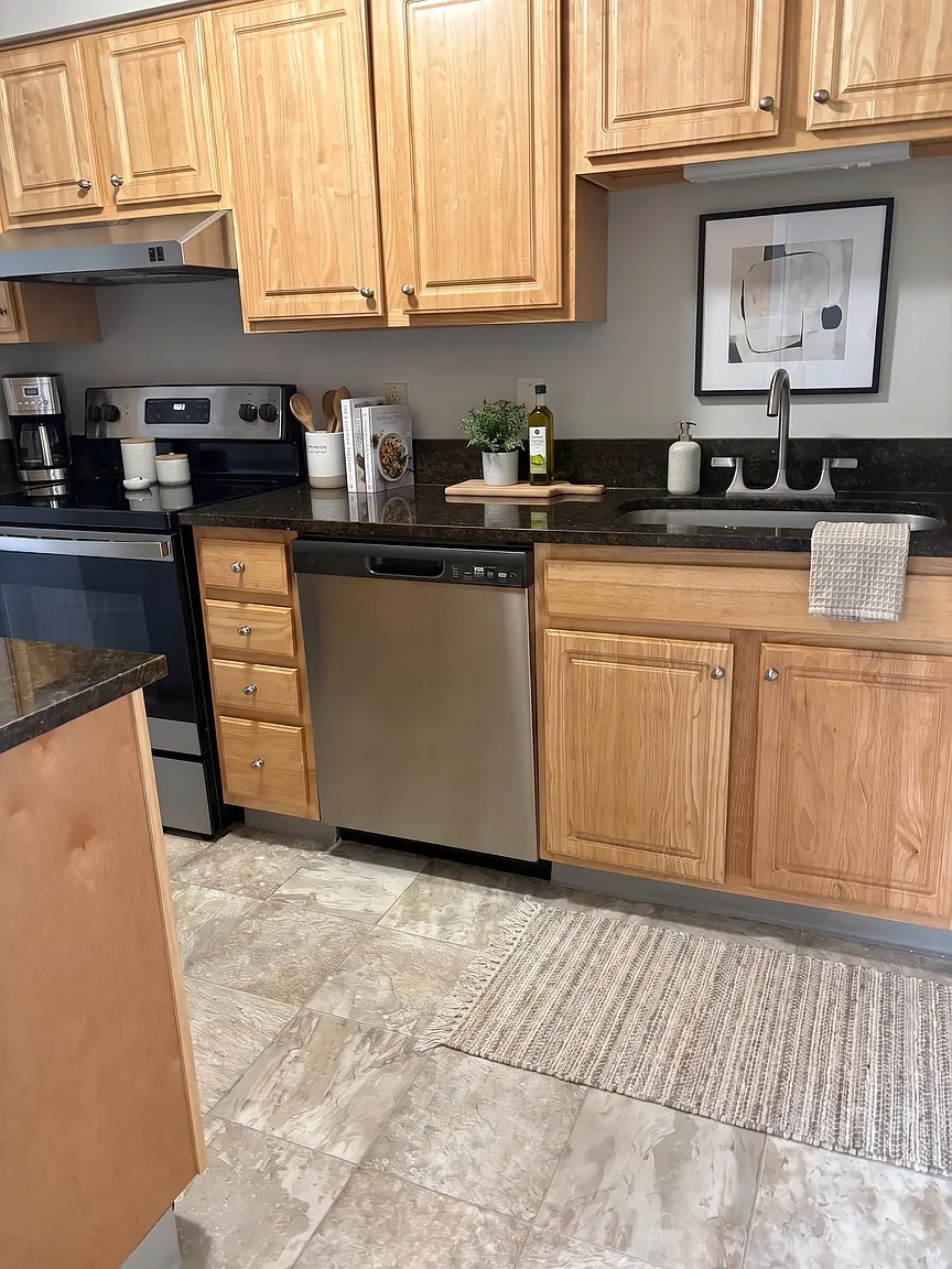 St. Clair Woods Apartments – photo 3