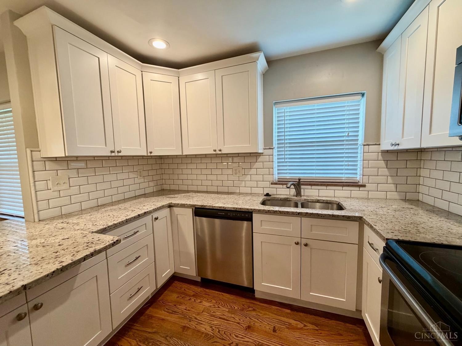 4624 Hunt Rd – photo 5