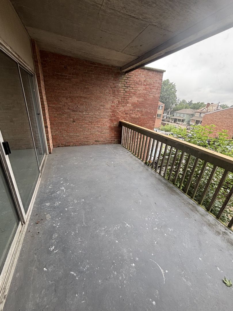 500 13th St unit Apt. 25 – photo 4