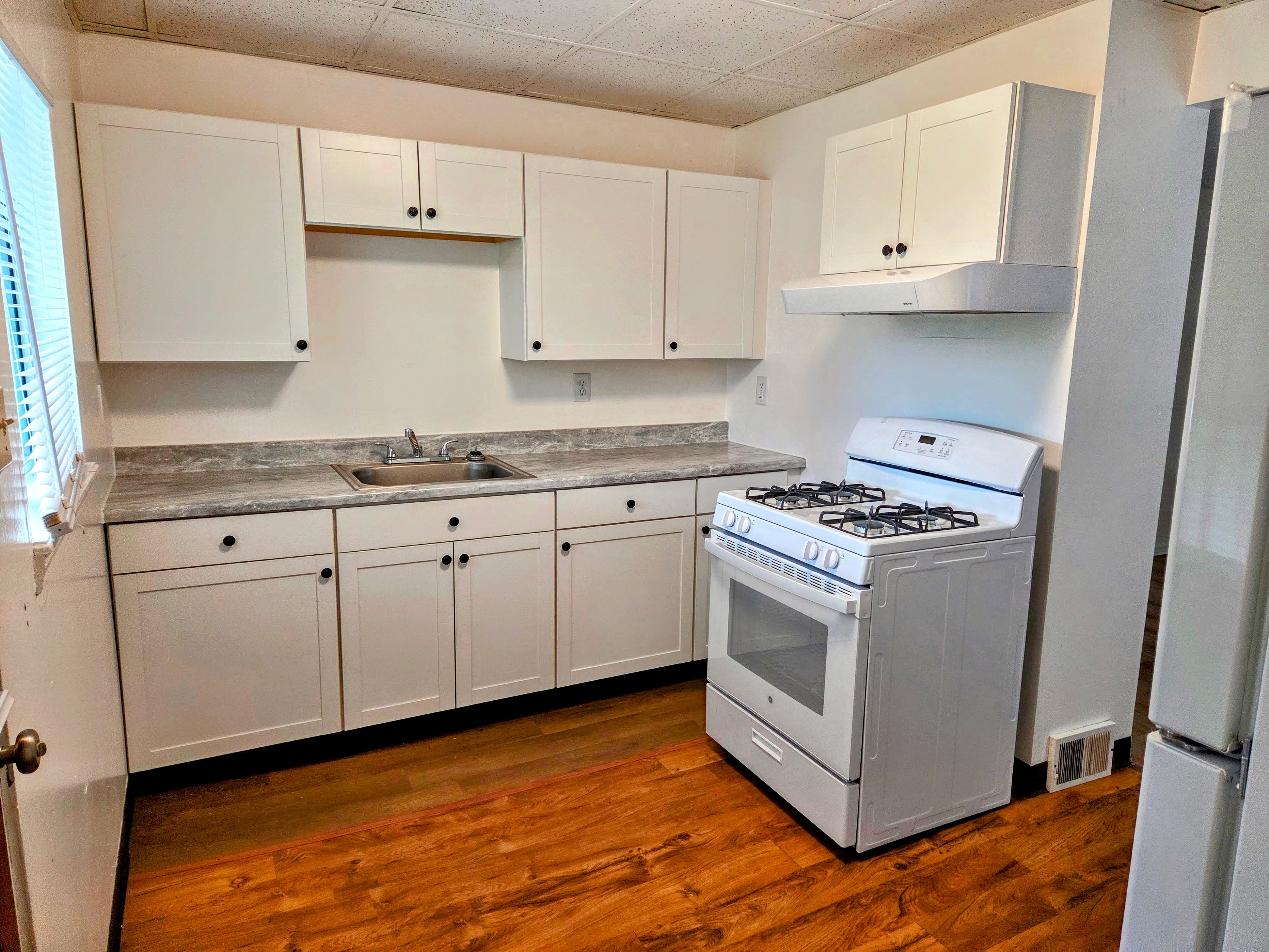 705 Russellwood Ave unit Apartment 2nd Floor – photo 1