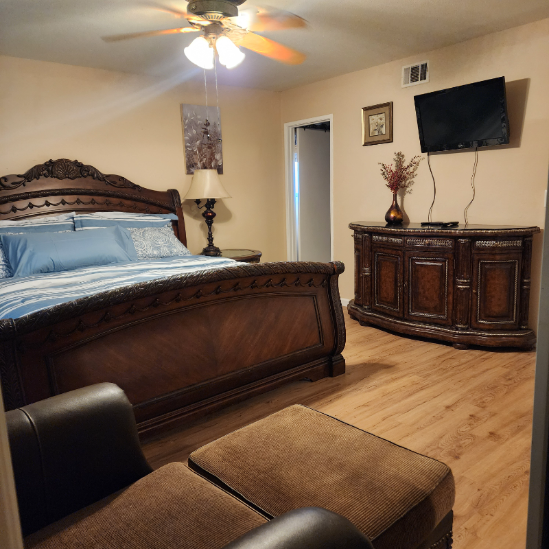 6245 Arden Ave – photo 3