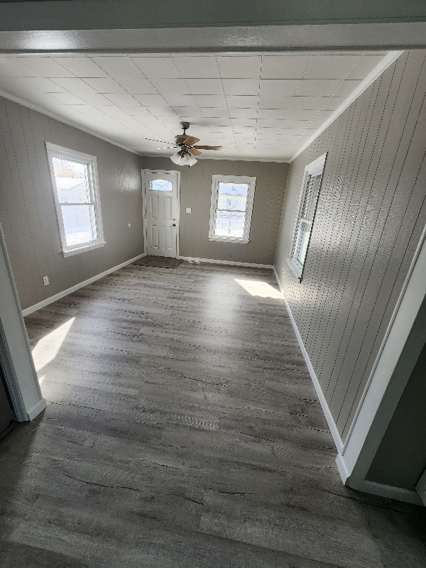 229 New St – photo 4