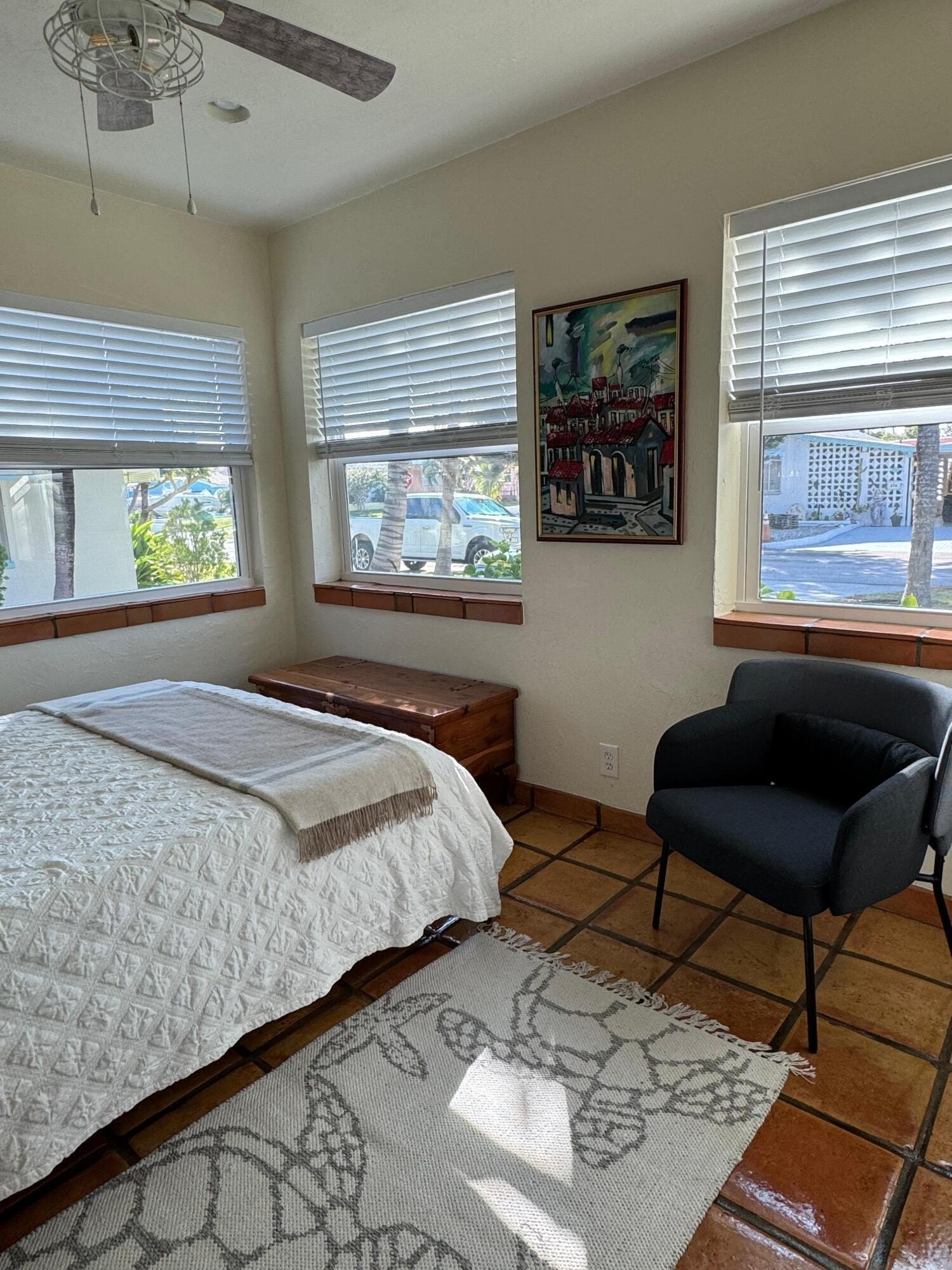 256 E 24th St – photo 5