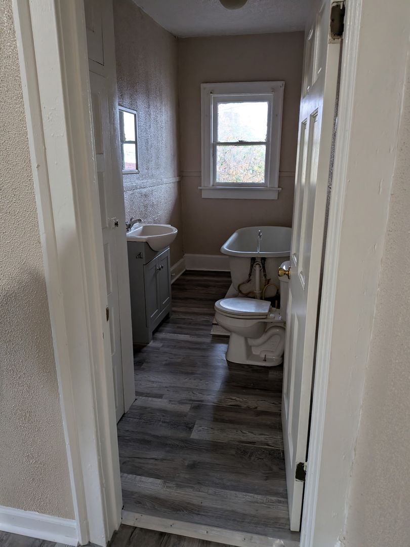92 W 2nd St unit 4 – photo 2