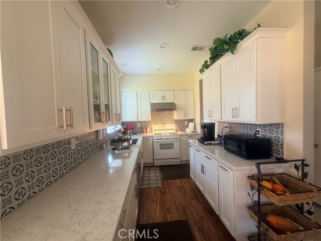 39540 June Rd – photo 5
