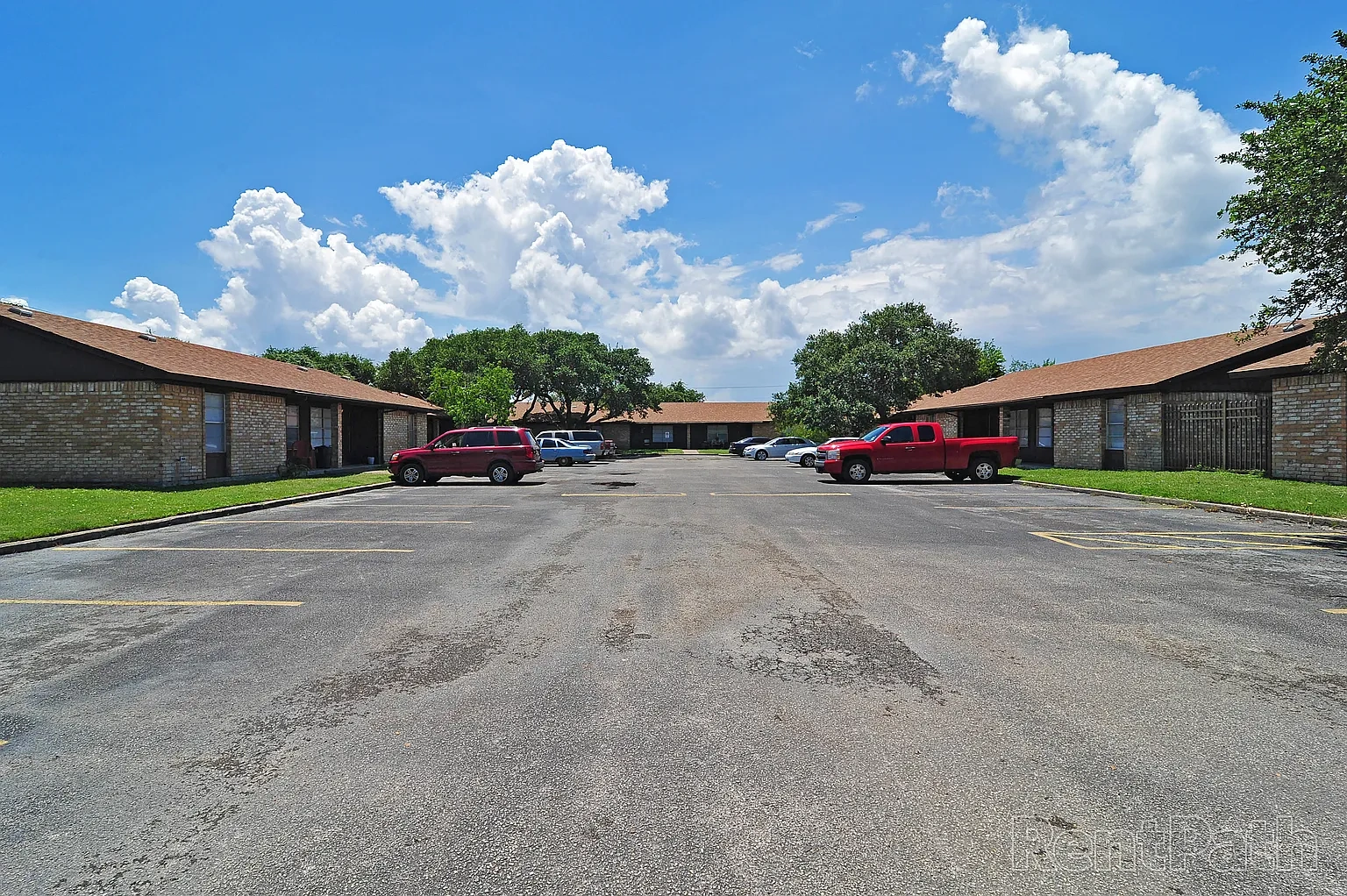 Windwood Apartments – photo 2