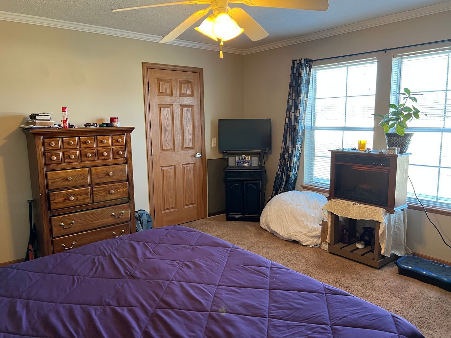 303 Grace Dr – photo 2