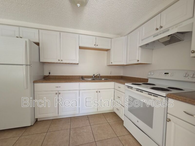 6839 Forest Ave – photo 5