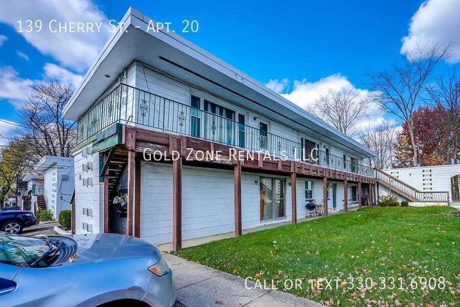 139 Cherry St – photo 2