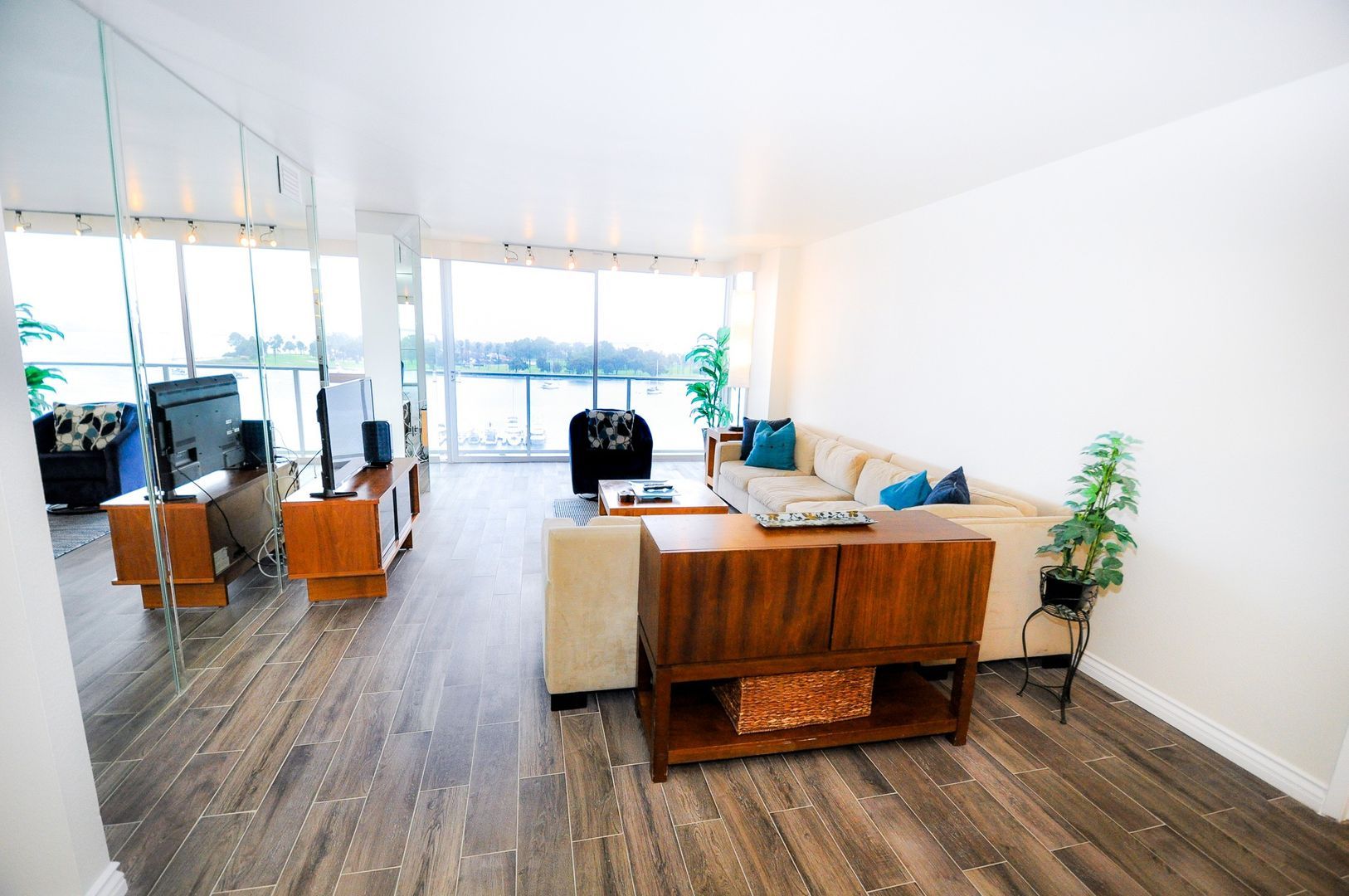1770 Avenida Del Mundo unit Vacation Rental – photo 3
