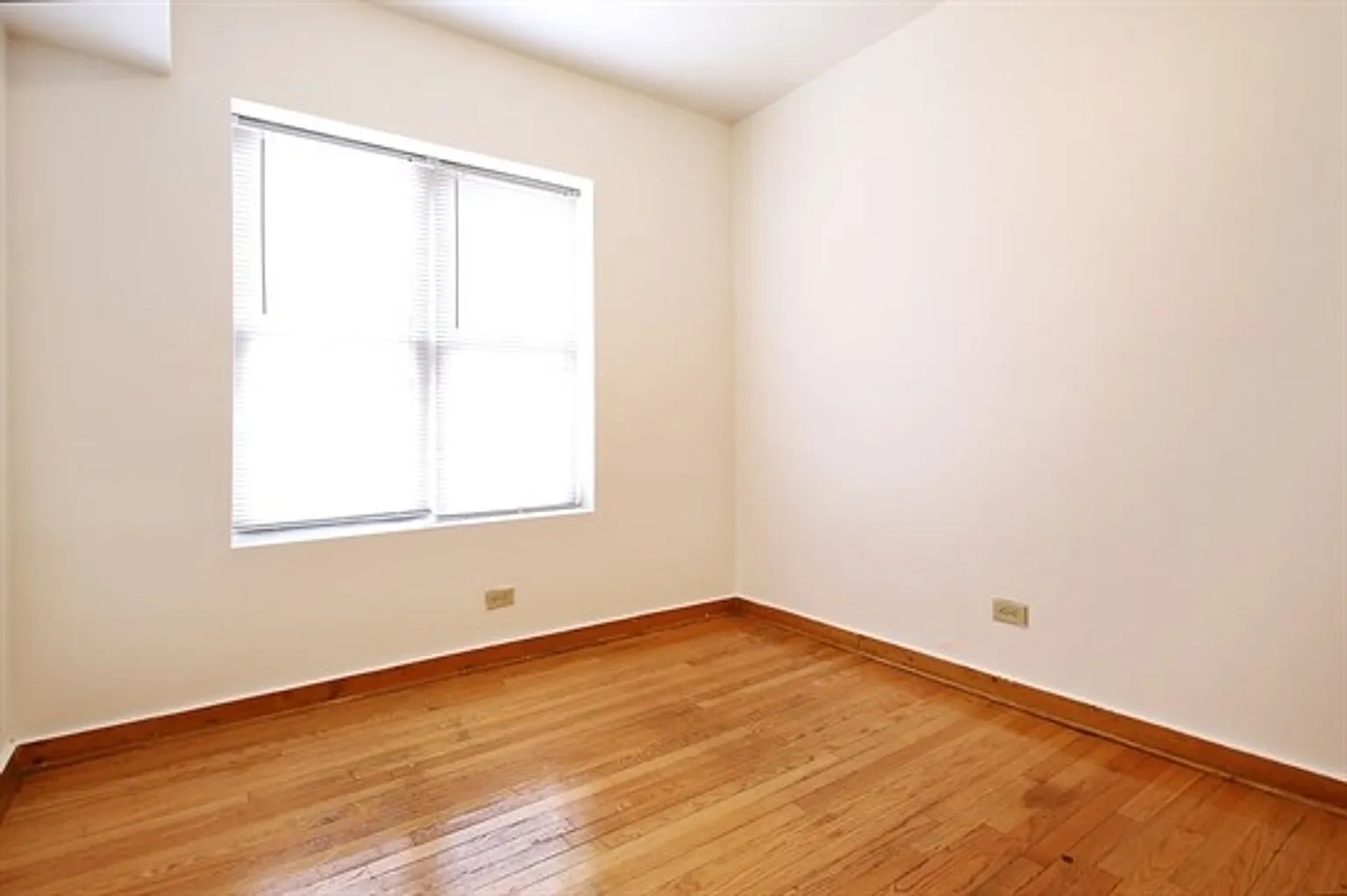 6306 S Artesian Ave – photo 4