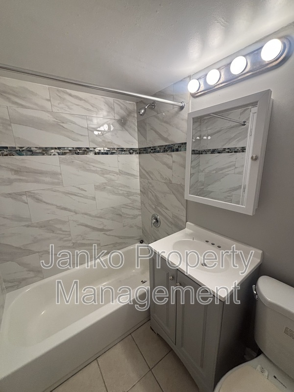 3341 Commercial Ave unit 9 # SOUTH – photo 4