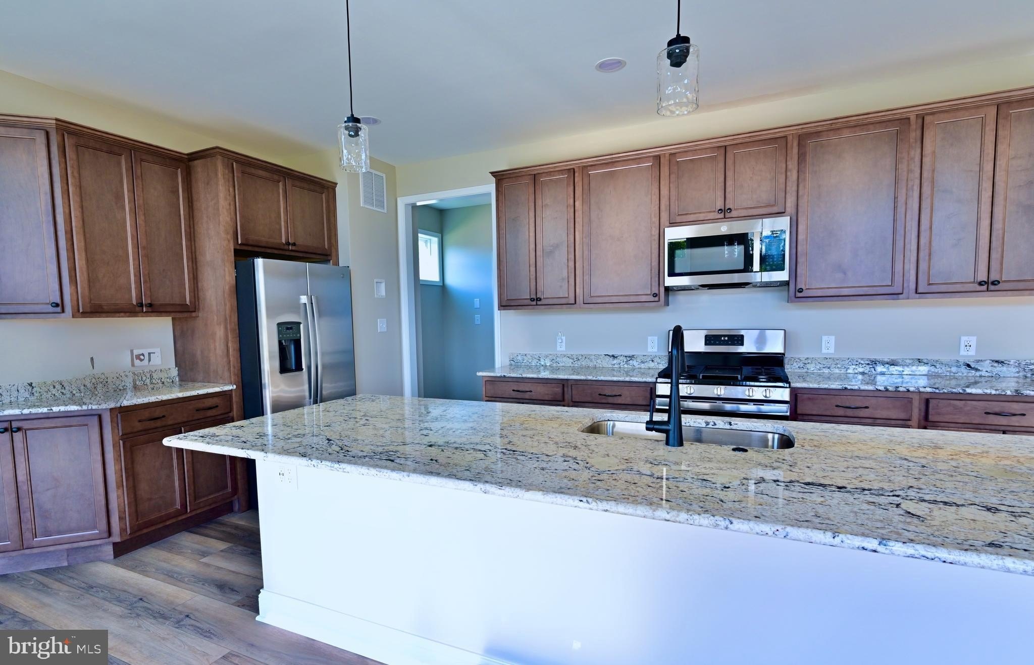 19504 Safflower Wy – photo 4