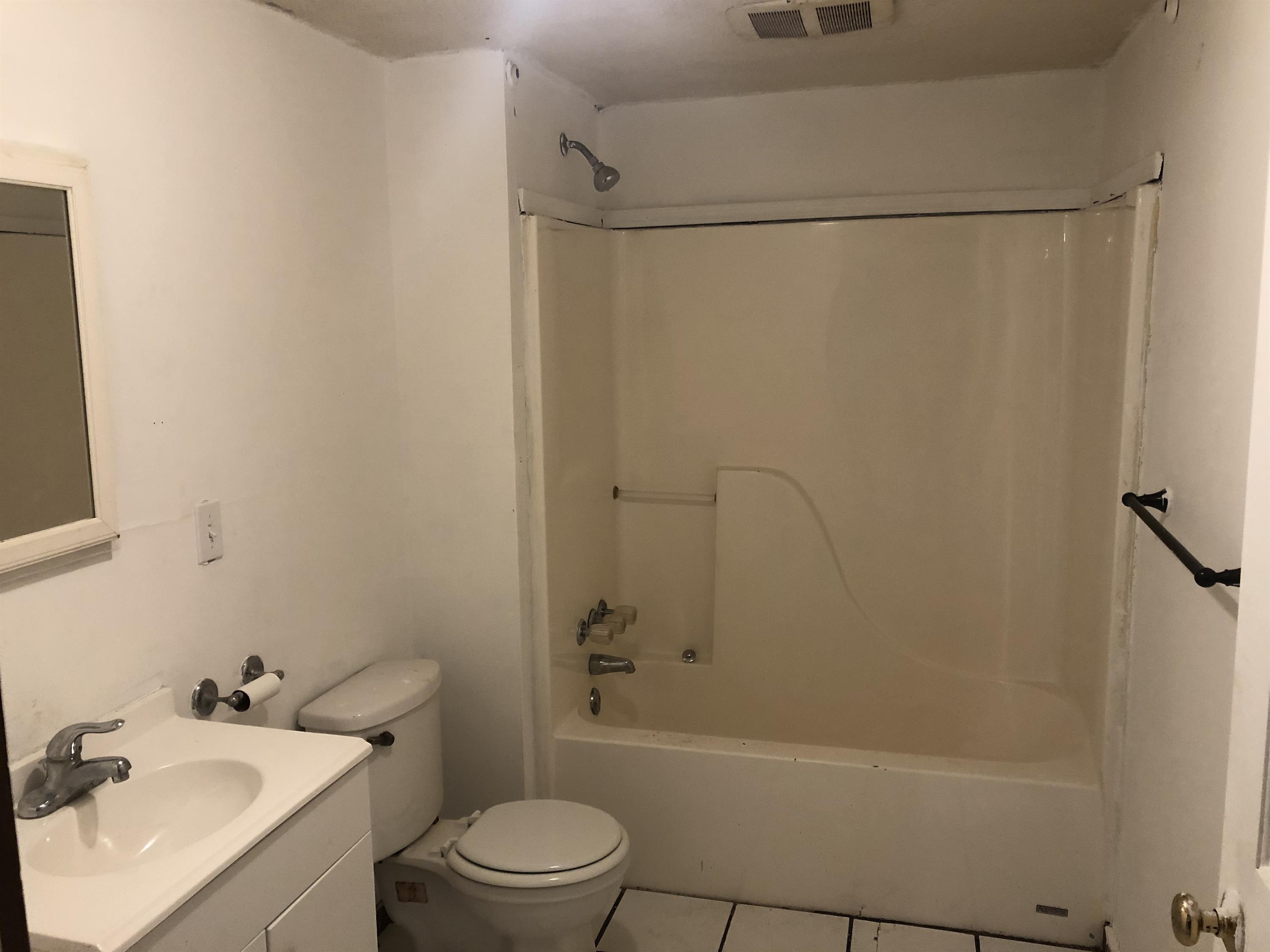 345 Walnut St – photo 3
