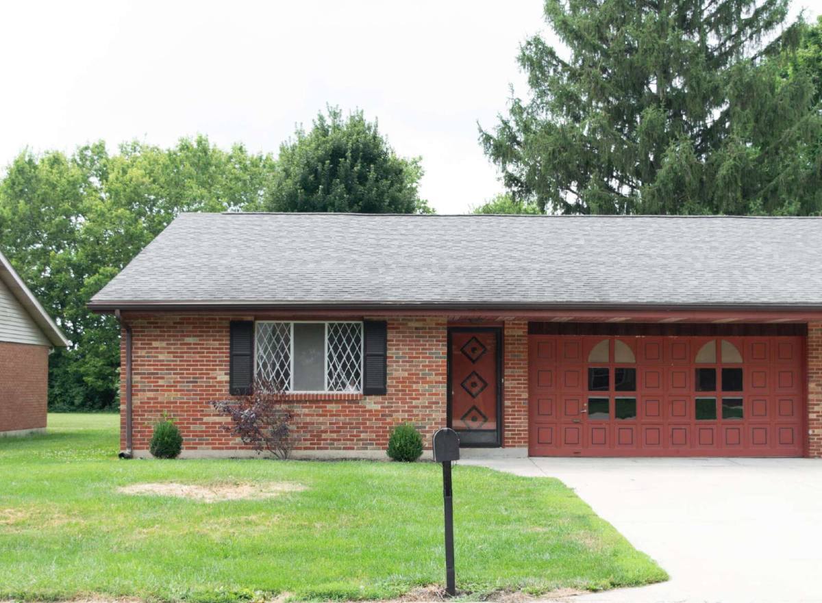 3164 Honeysuckle Dr – photo 1