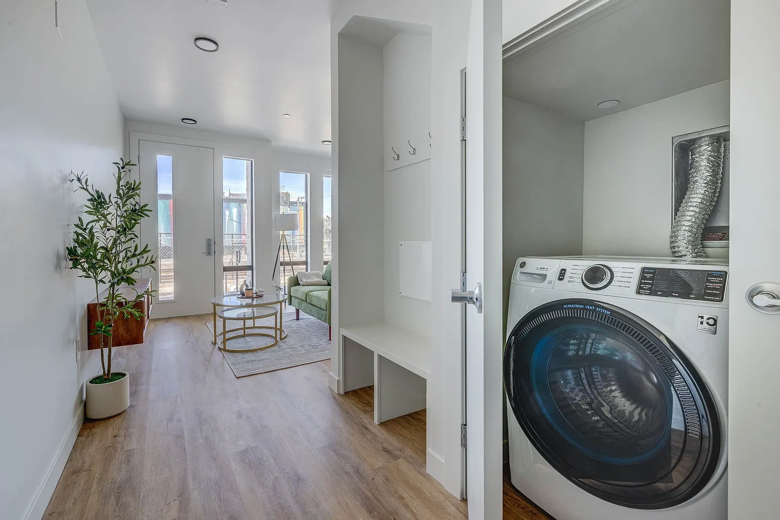 330 Belhaven – photo 1