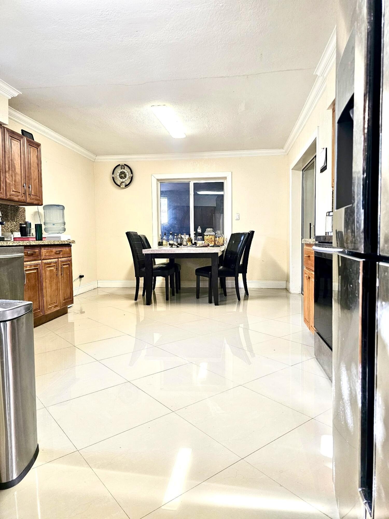 6410 Kimberly Blvd – photo 4