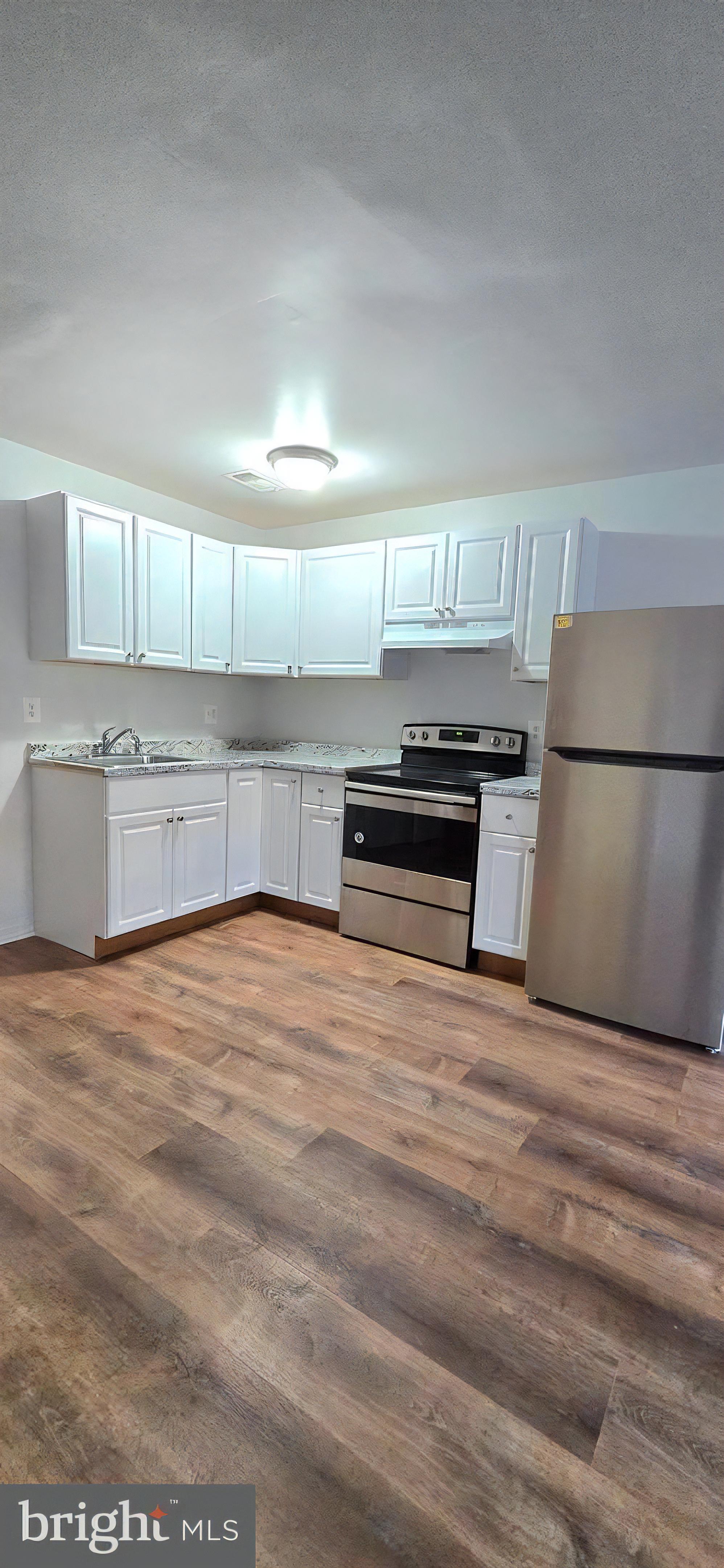4641 6th St SE unit BASEMENT – photo 2