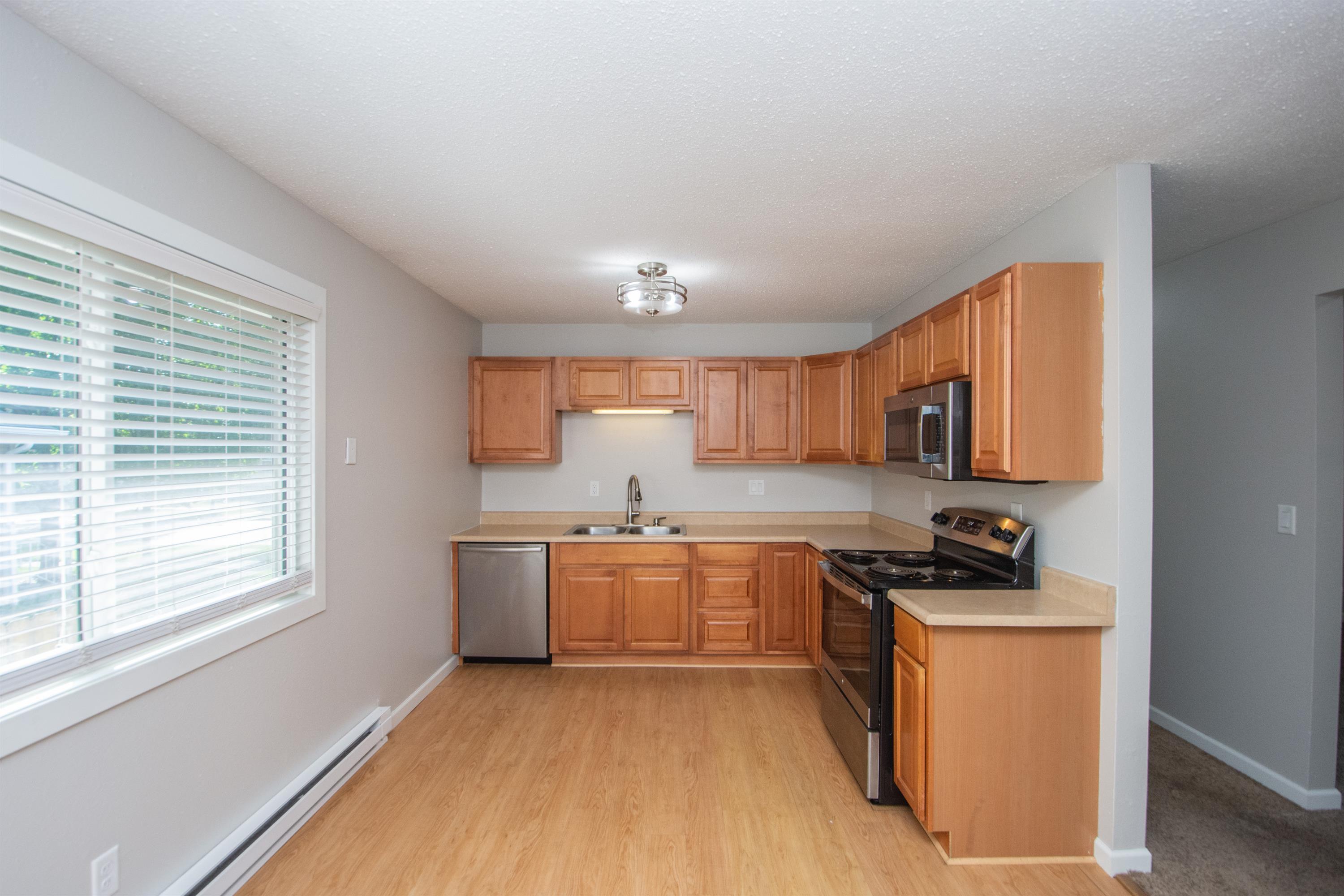 909 12th St N unit 2 – photo 4