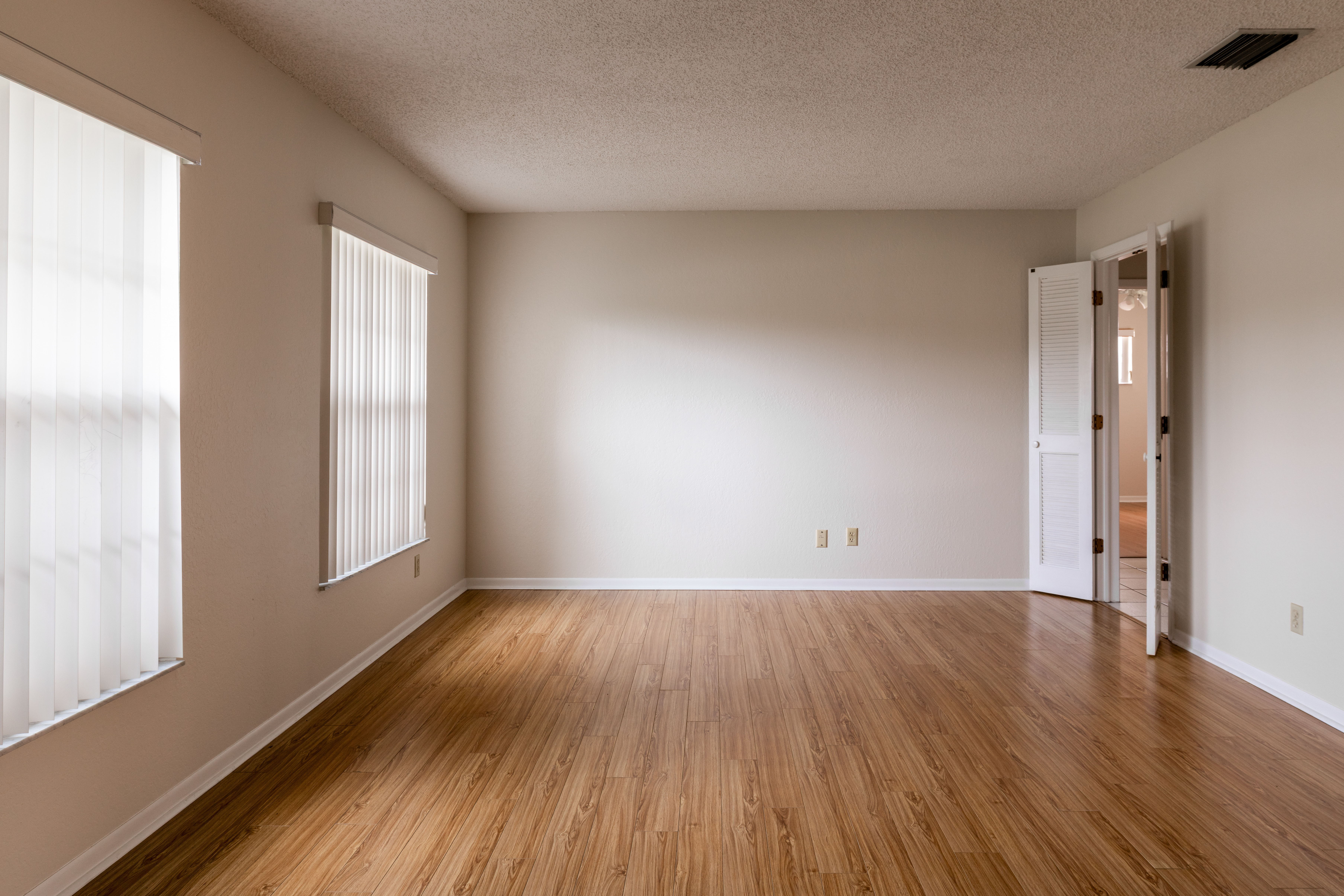 6103 10th Ave W – photo 5