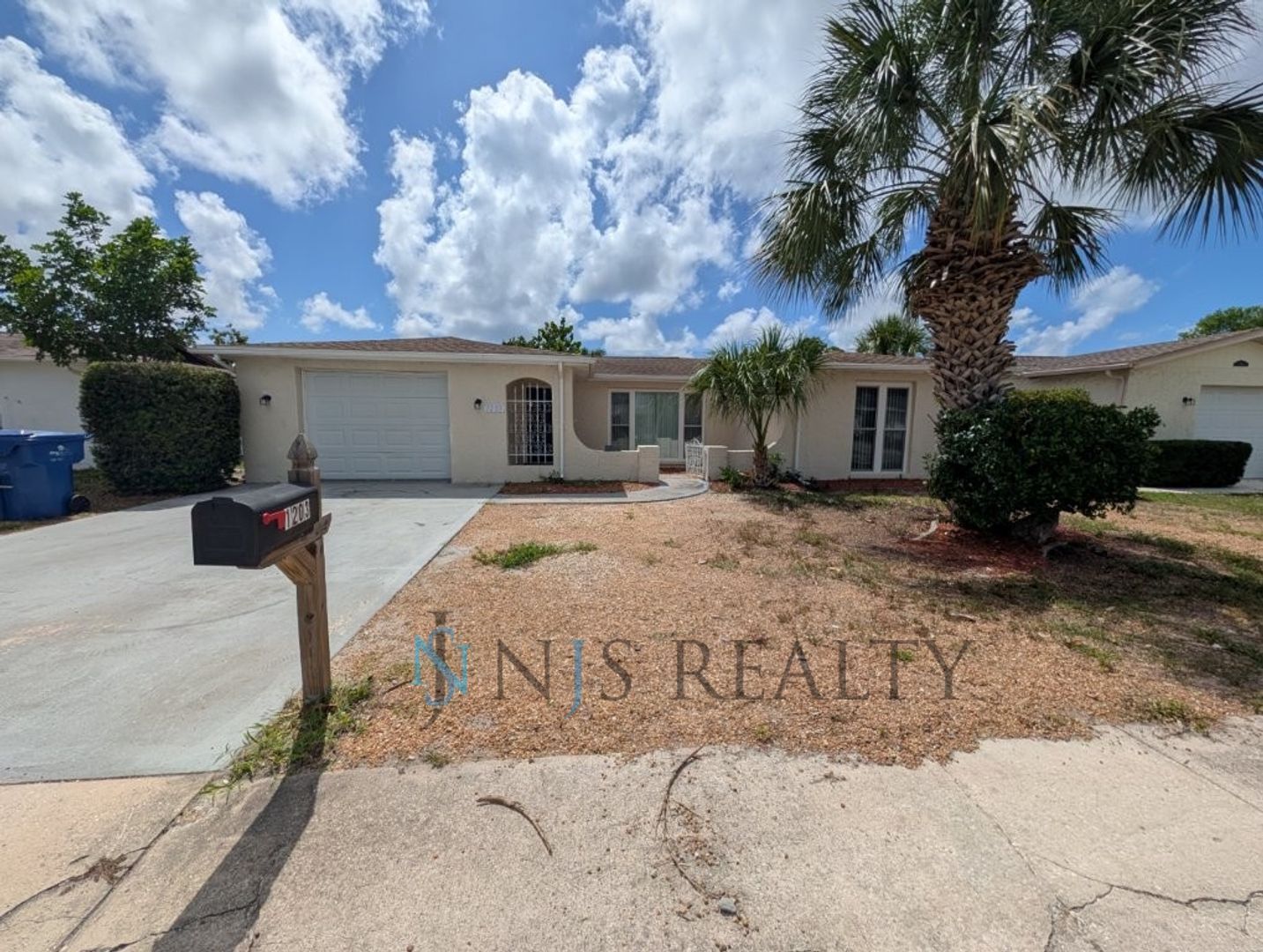 1203 Maybury Dr – photo 1