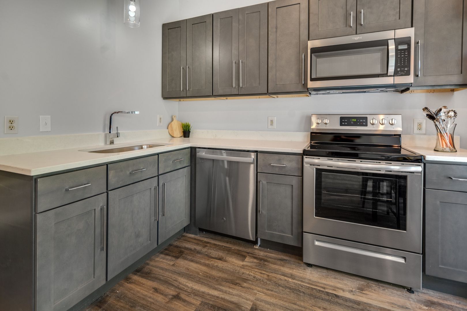 601 E State St unit 601-1B – photo 2