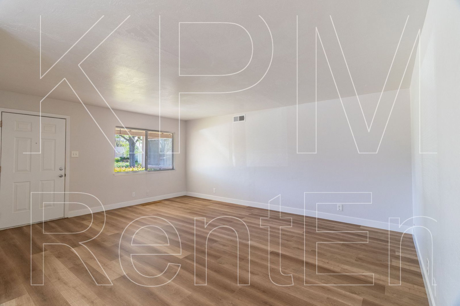 443 E Robinhood Dr – photo 4