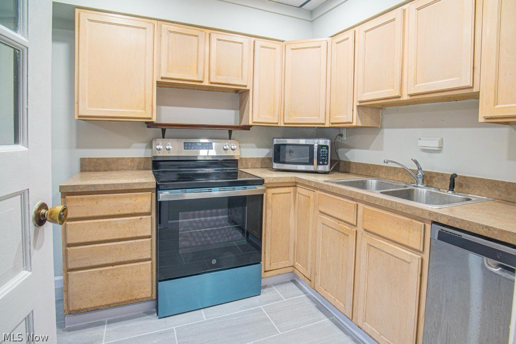1399 Barlow Rd #1 – photo 5