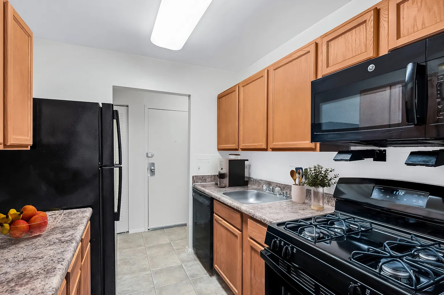 Montgomery White Oak Apartments – photo 5