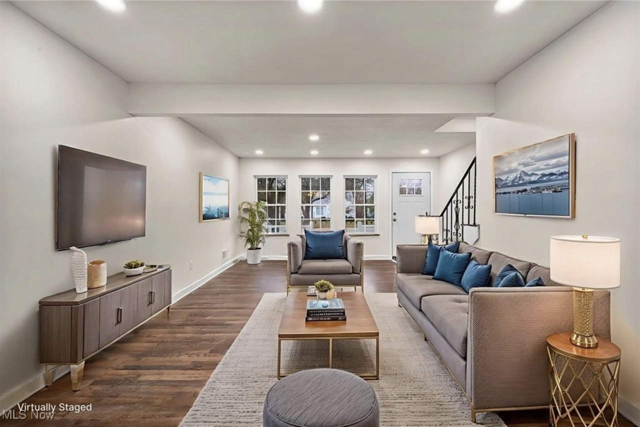 5939 Pearl Rd – photo 2