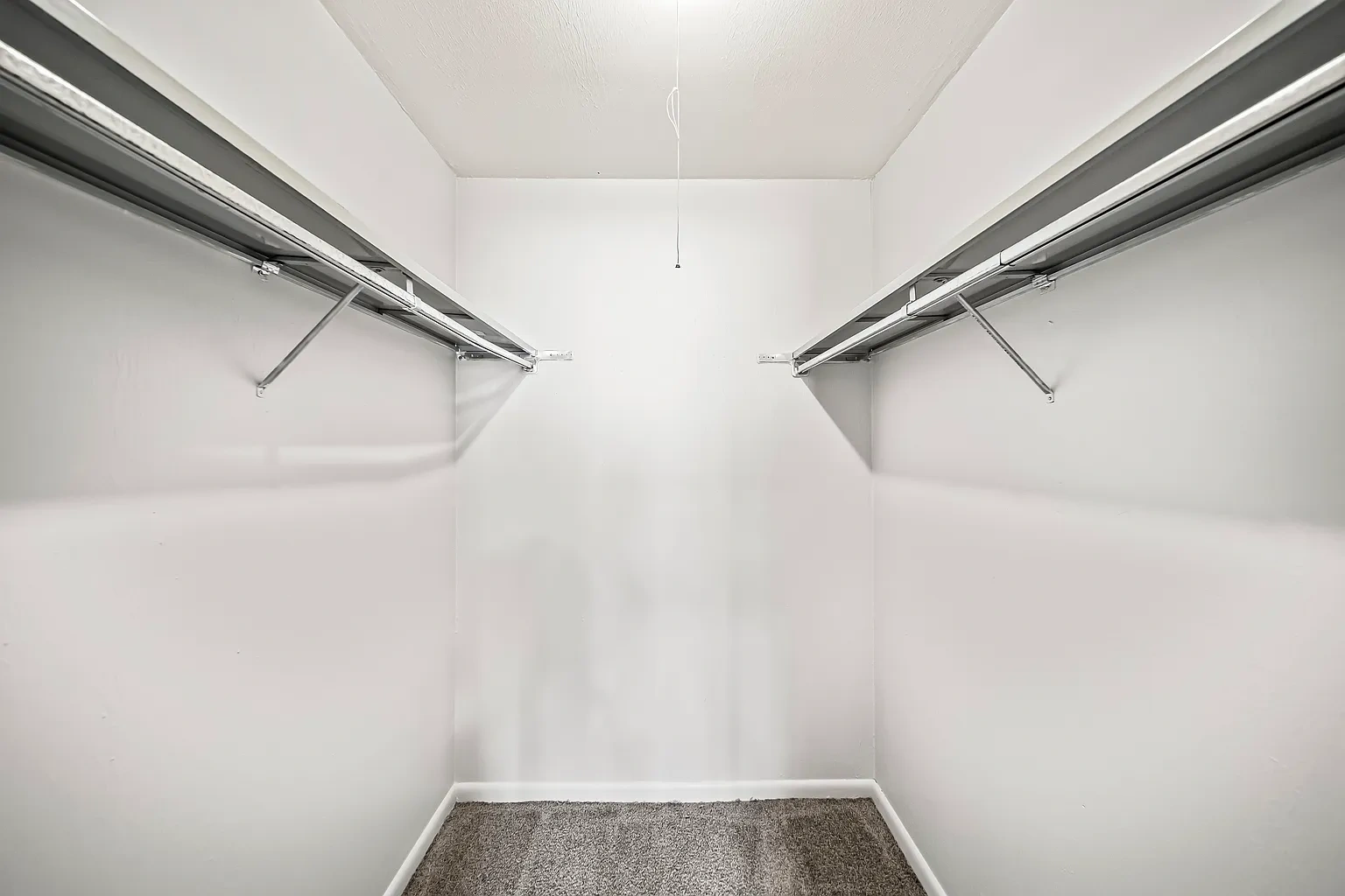 Heatherstone Apartments – photo 5
