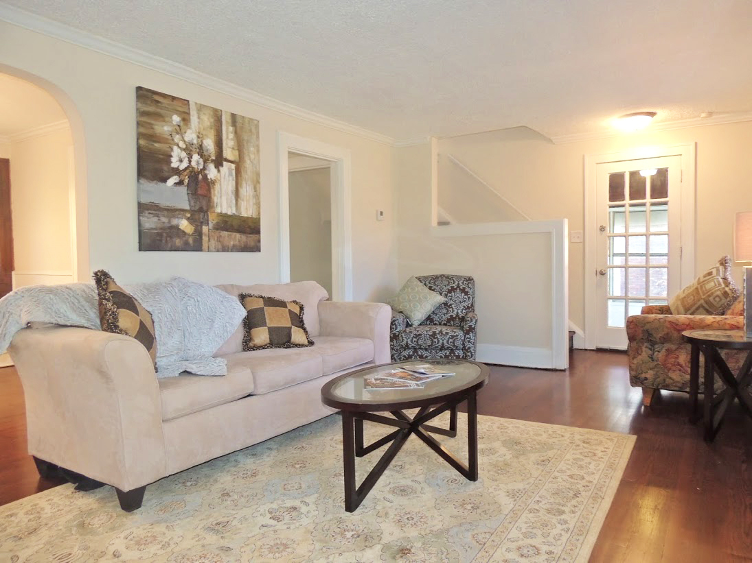 978 Pembrook Rd – photo 3