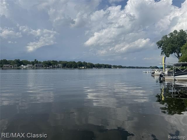 1508 Lakeview Dr – photo 5