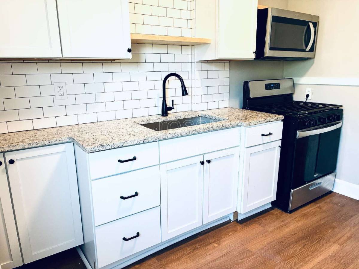 9709 Loretta Ave unit 8 – photo 3