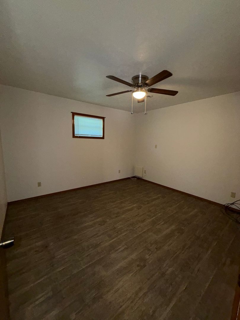 2110 Illinois Ave unit 2110 Illinois Ave – photo 4