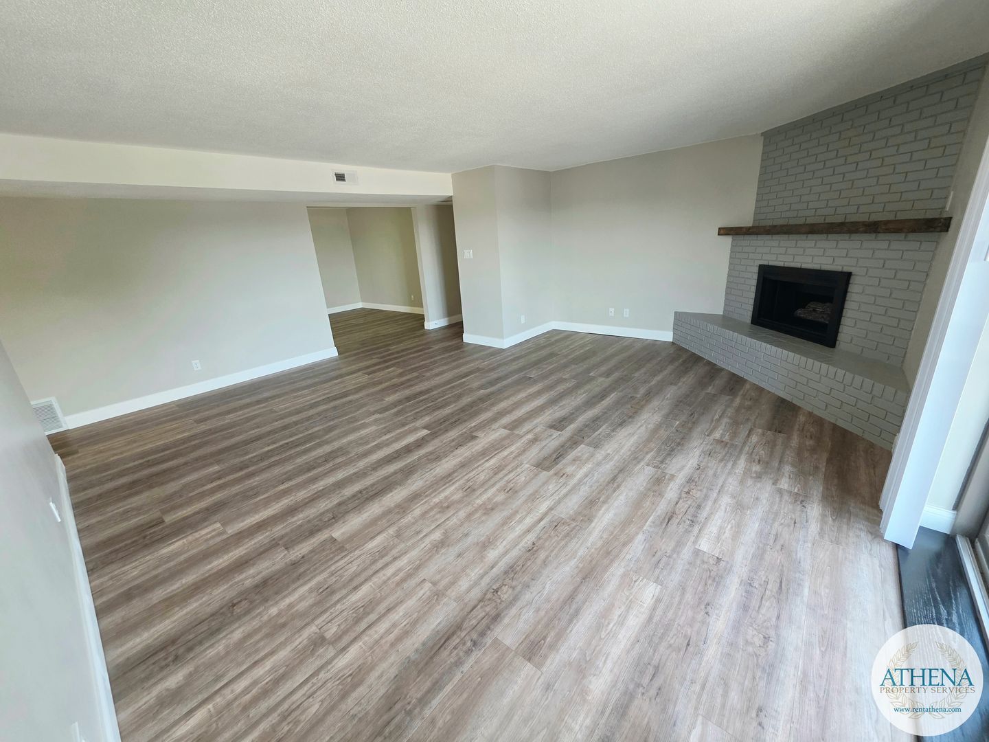 727 Bellevue St unit 727-4C – photo 4