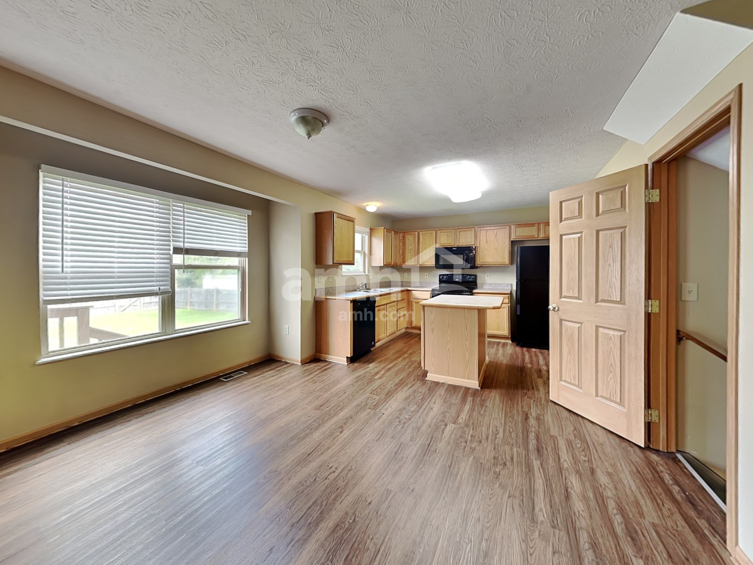 438 Rothgate Dr – photo 4