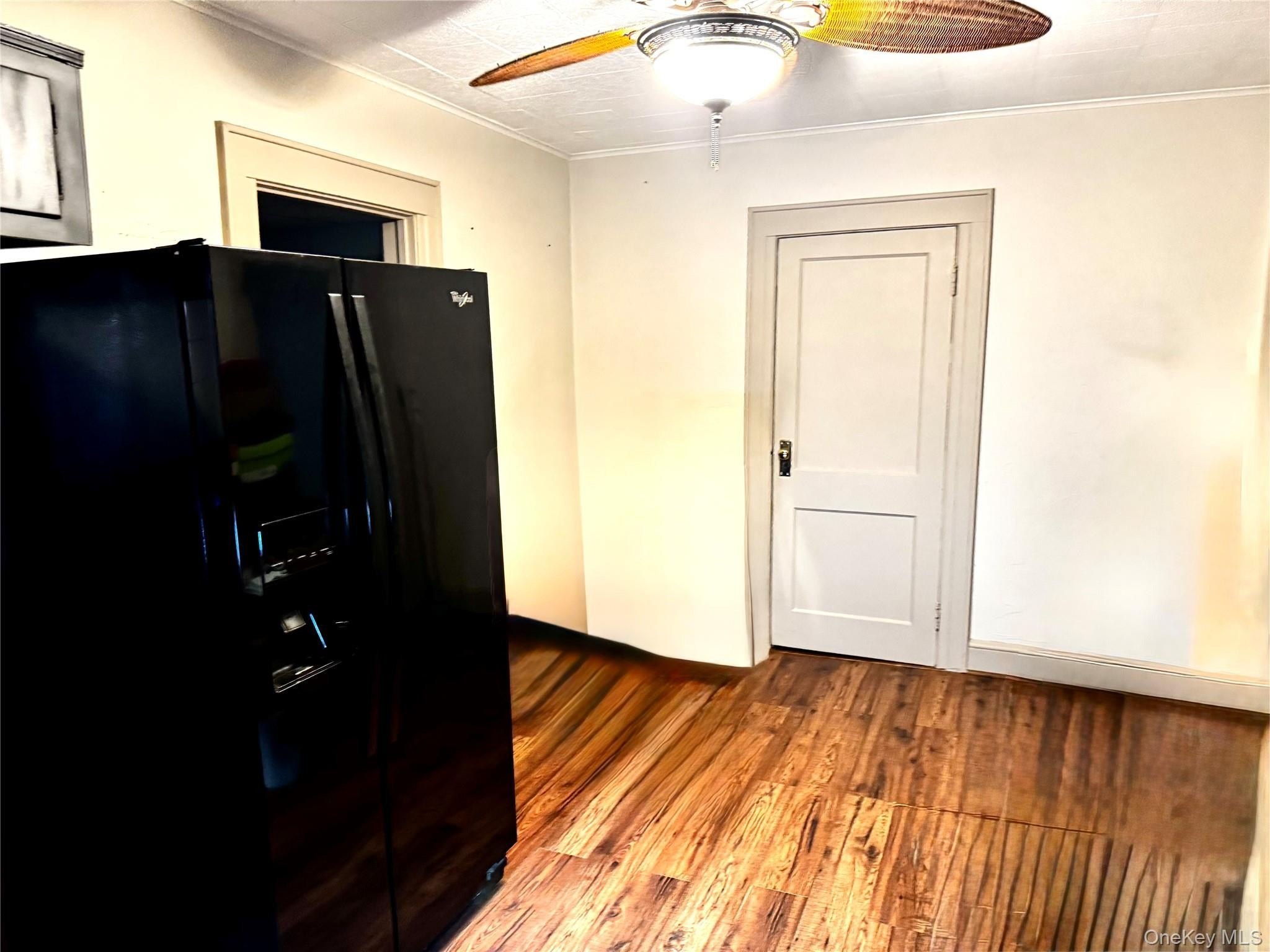 3929 Merrick Rd – photo 2