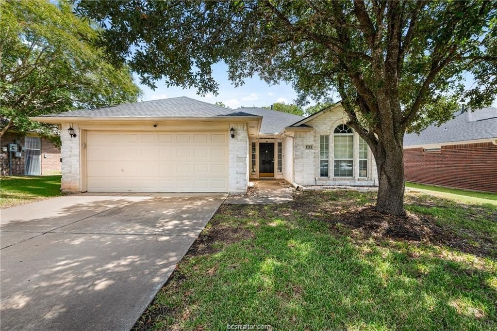 1711 Beaver Pond Ct – photo 1