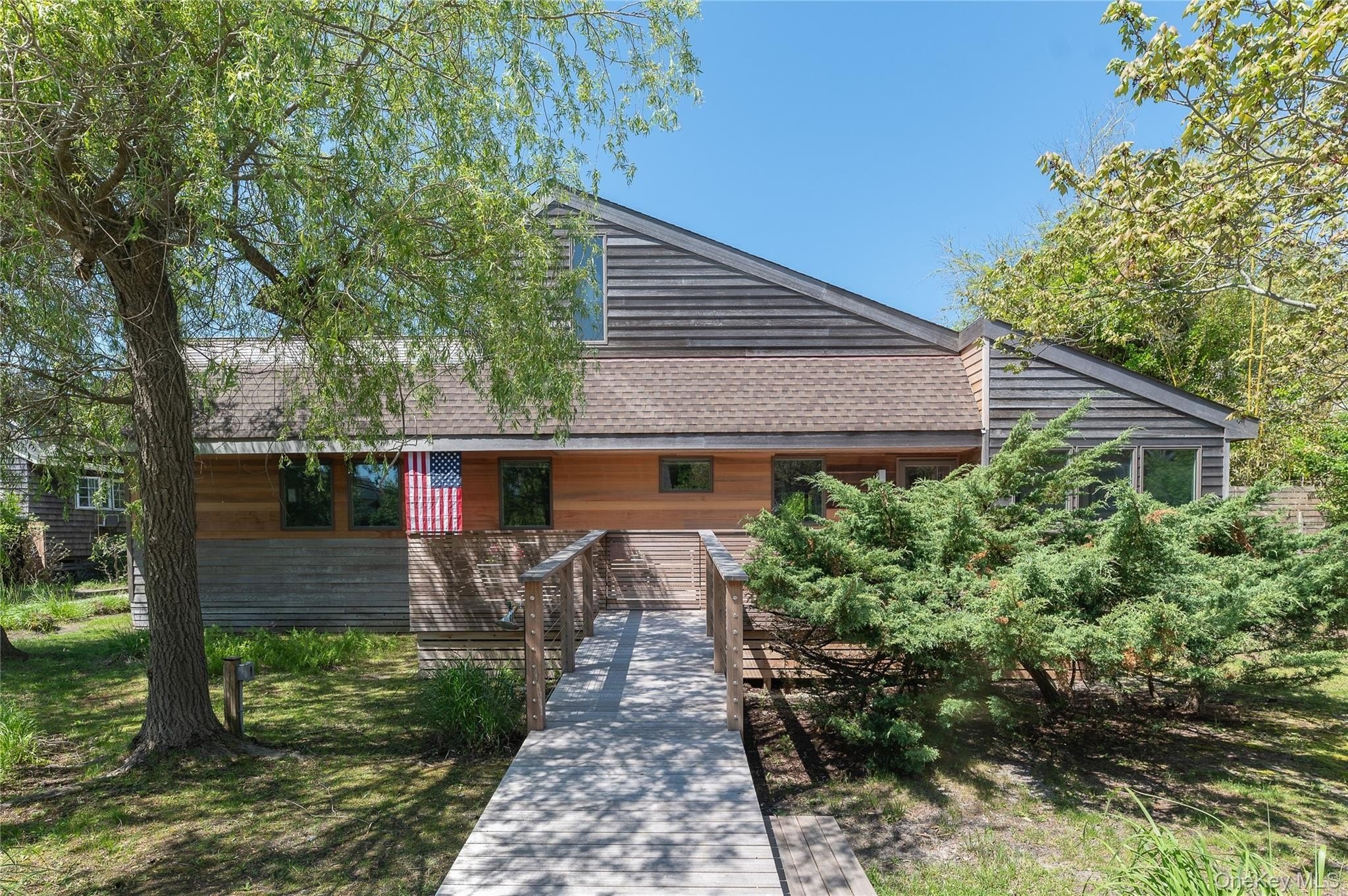 290 Wilmot Rd – photo 1