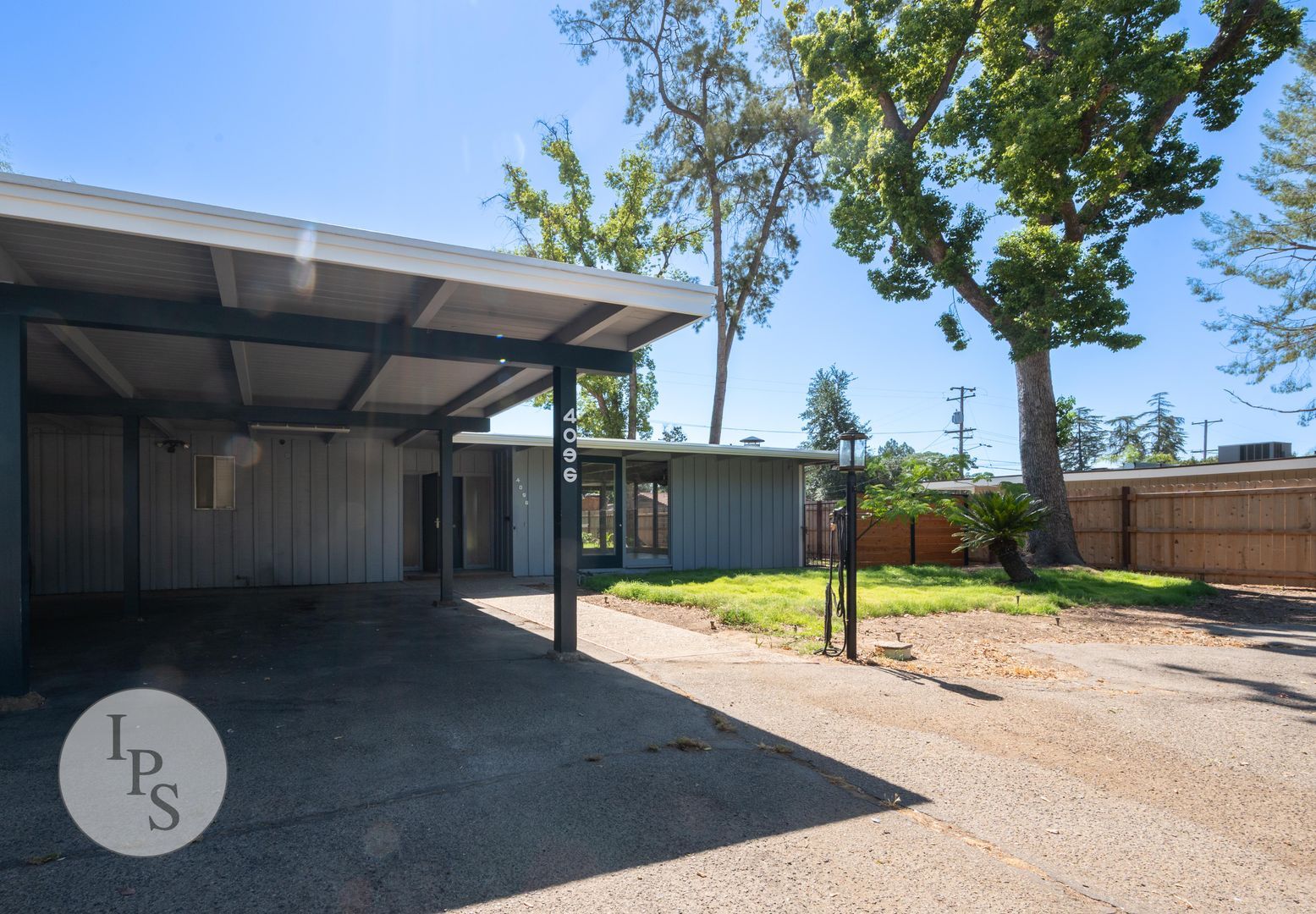 4096 N Sherman St unit 4096 Sherman - MAIN – photo 1