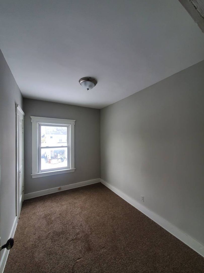 14205 Savannah Ave – photo 4