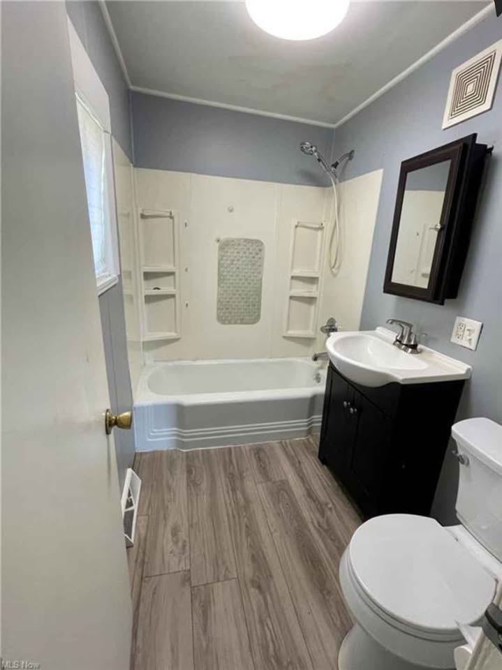 1038 Clifton St – photo 3