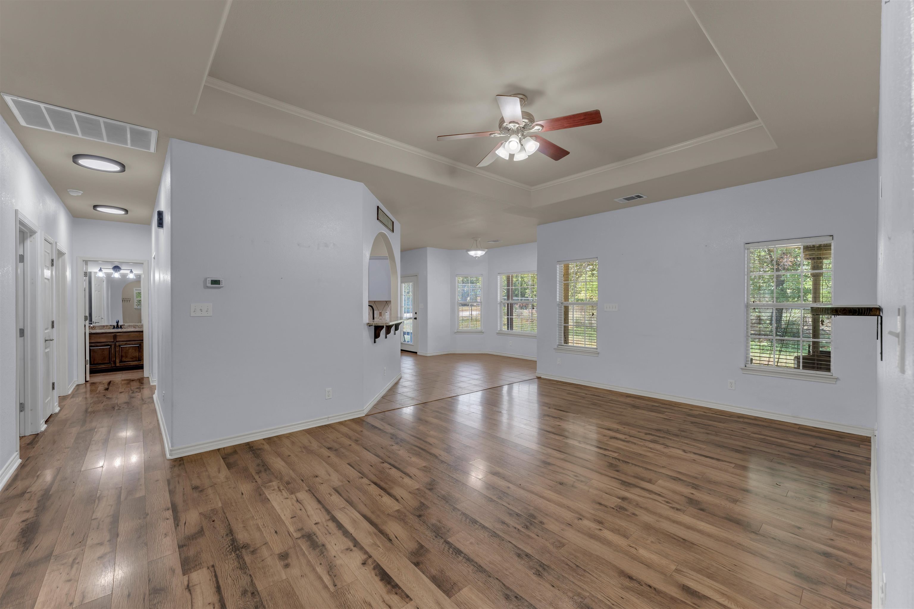 145 Chaumont St – photo 5