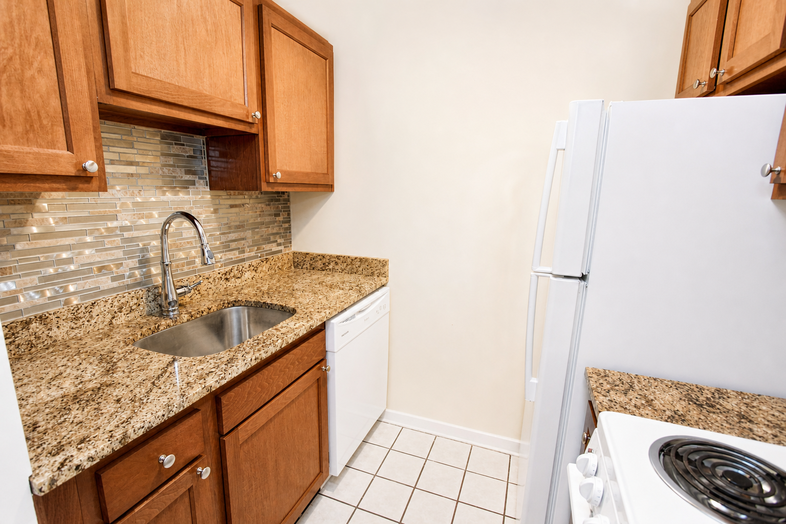 348 S Highland Ave unit C – photo 3
